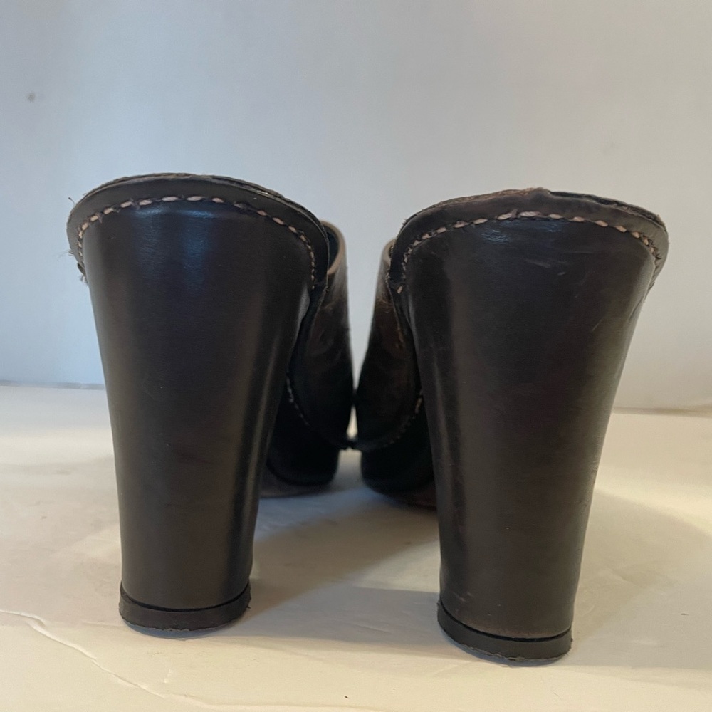 Donald J Pliner Bronze Brown Leather Heeled Mules Clogs size 7 - Picture 8 of 11